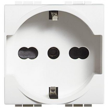 N4140/16 2P+E 16A 250V Ac Livinglight socket