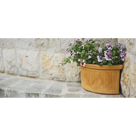 Vaso Fioriera angolare decorativa classica tradizionale 47x47 H38 in polimero resistente impruneta per piante per giardini e terrazze - Made in Italy - Monacis