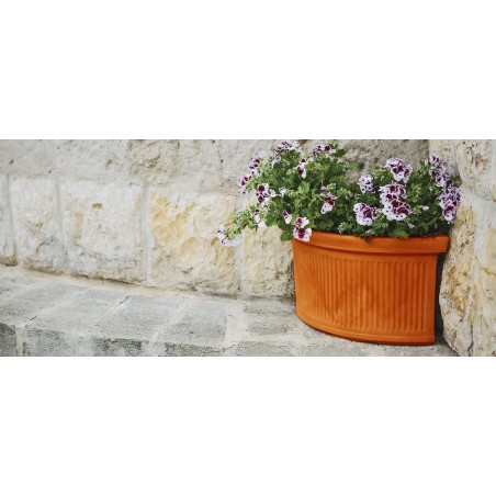 Vaso Fioriera angolare decorativa classica tradizionale 47x47 H38 in polimero resistente terracotta per piante per giardini e terrazze - Made in Italy - Monacis
