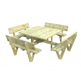 Tavolo picnic con panche...