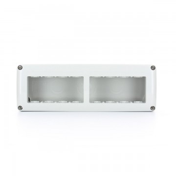 GW27006 Horizontal Protected System Container 8 Places in 4X2 Ip40 Module